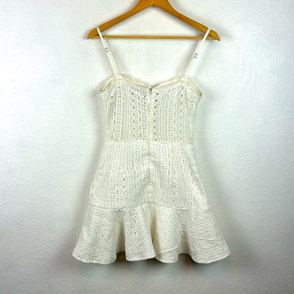 Superdown Del Crochet Keyhole Dress in White Small - Picture 6 of 8
